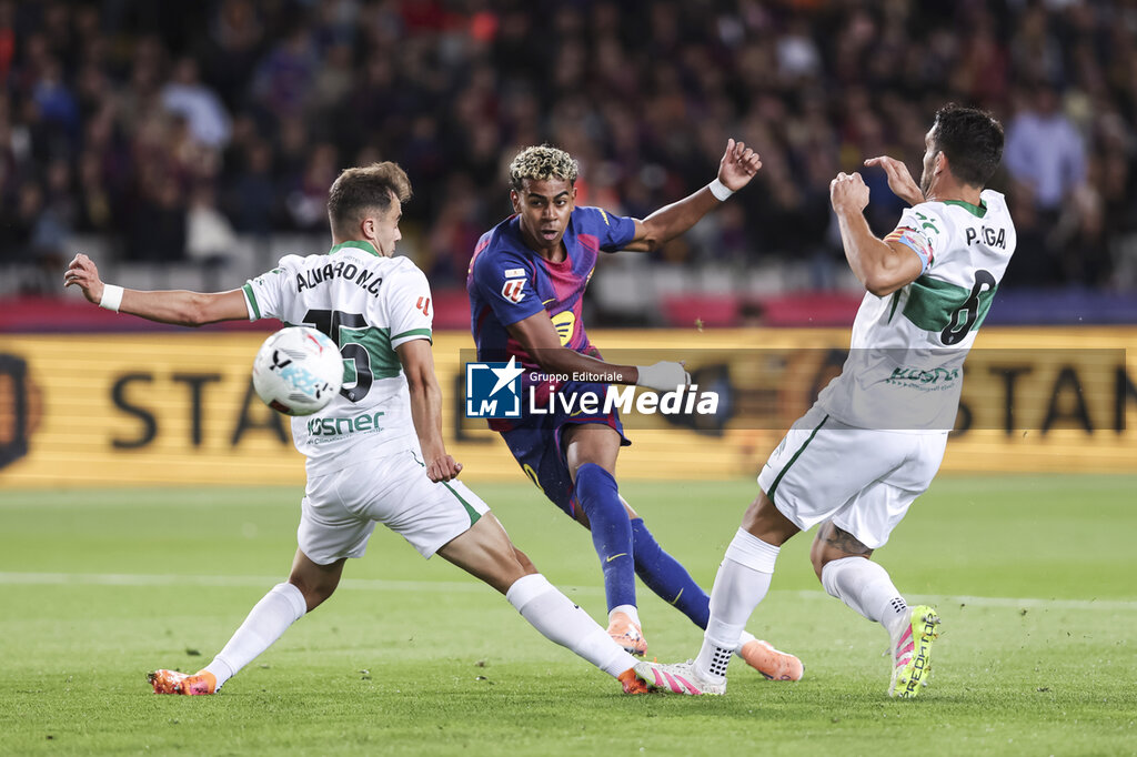 BARCELONA vs ELCHE - SPANISH LA LIGA - SOCCER