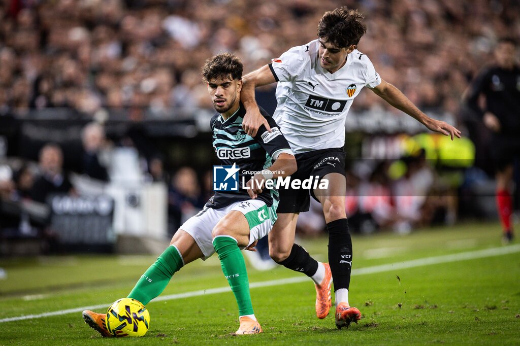 VALENCIA vs REAL BETIS - SPANISH LA LIGA - SOCCER