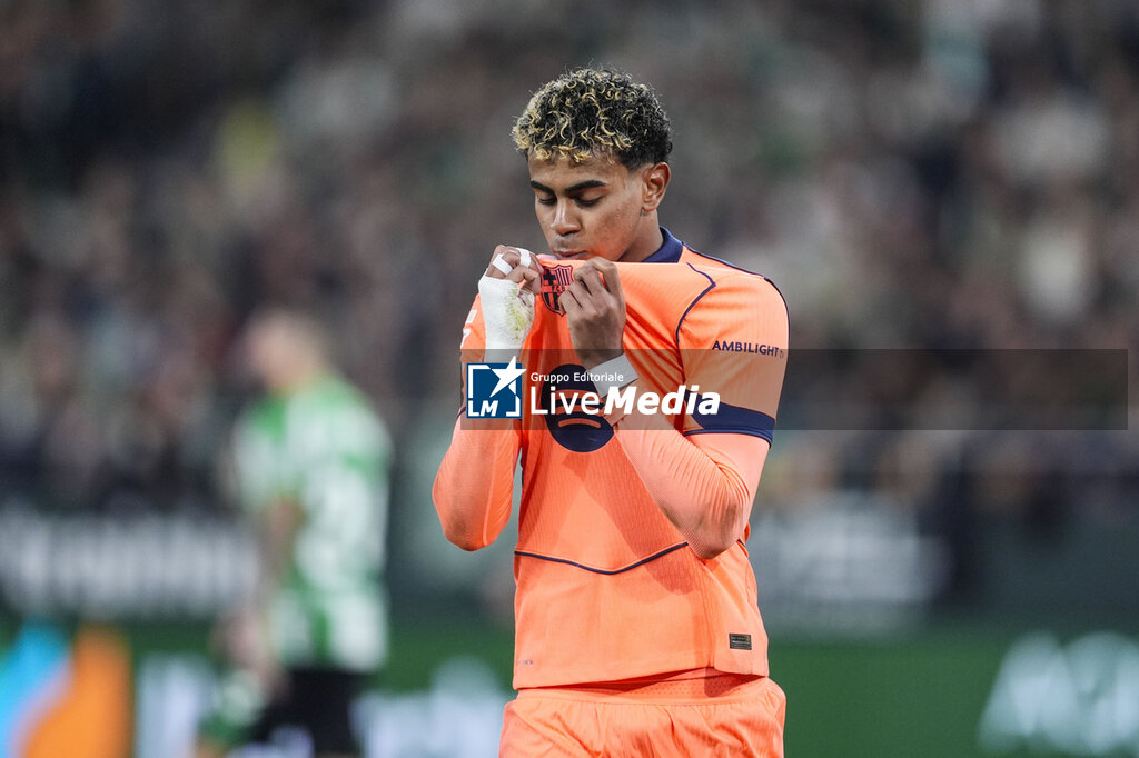 FOOTBALL - SPANISH CHAMP - BETIS v BARCELONA - SPANISH LA LIGA - SOCCER