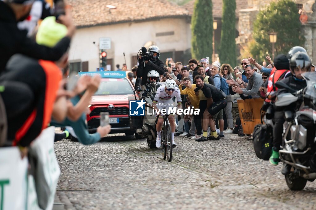 Il Lombardia - STREET - CYCLING