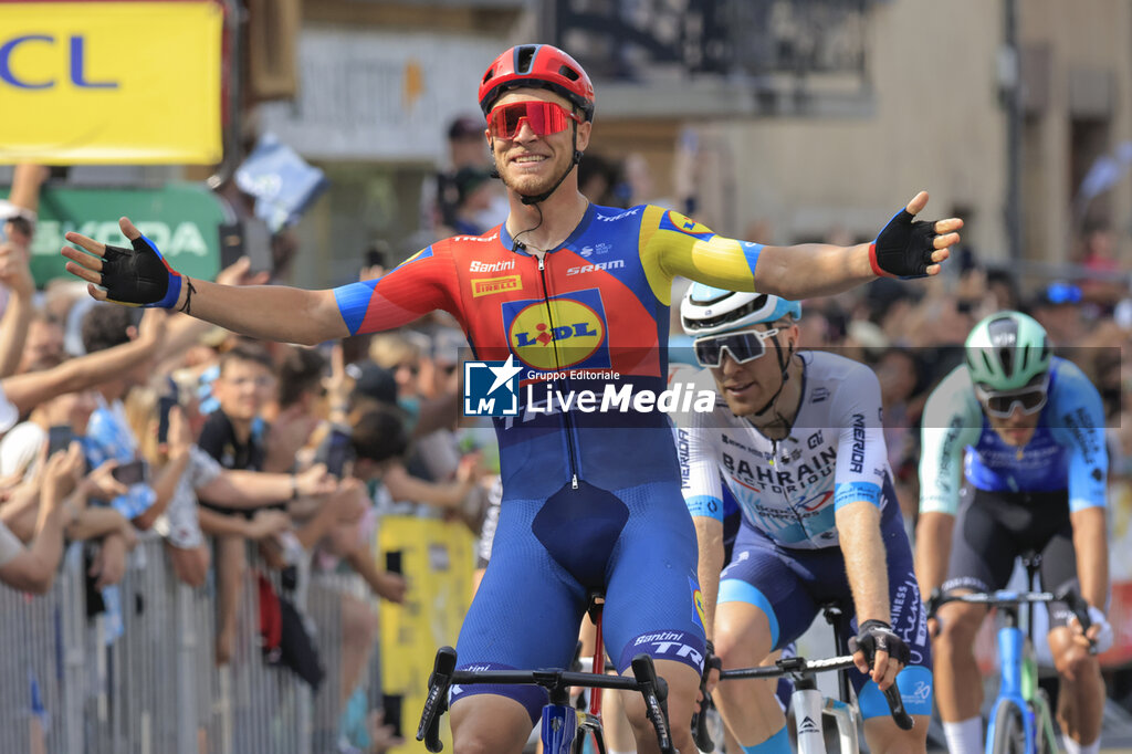Critérium du Dauphiné 2025 - Stage 2 - STREET - CYCLING