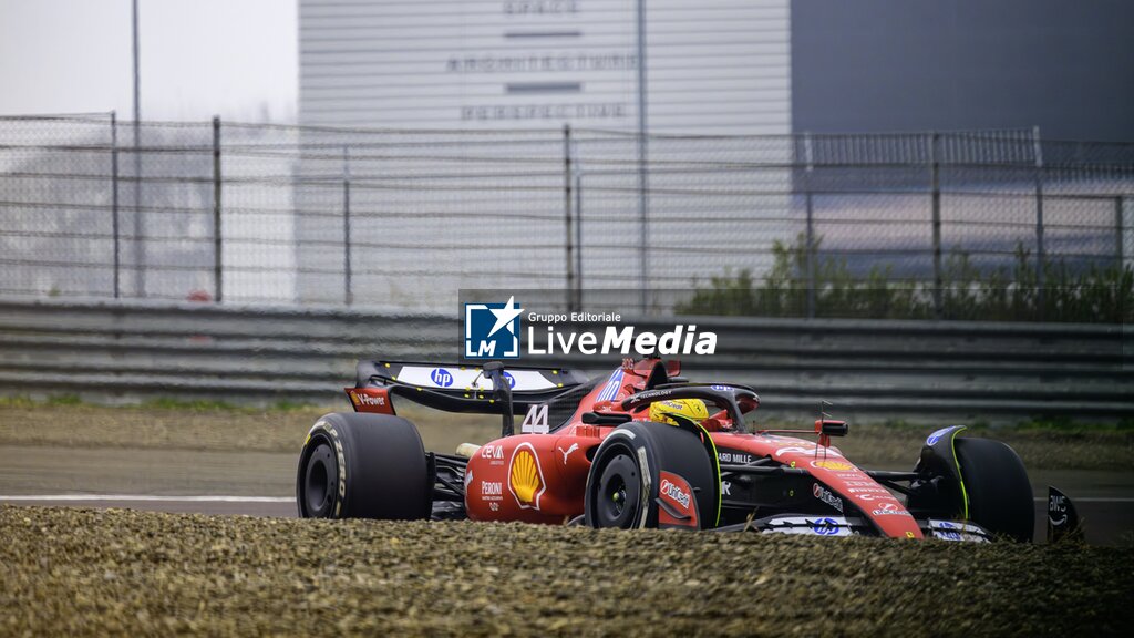 Lewis Hamilton tests the Ferrari F1 - FORMULA 1 - MOTORI