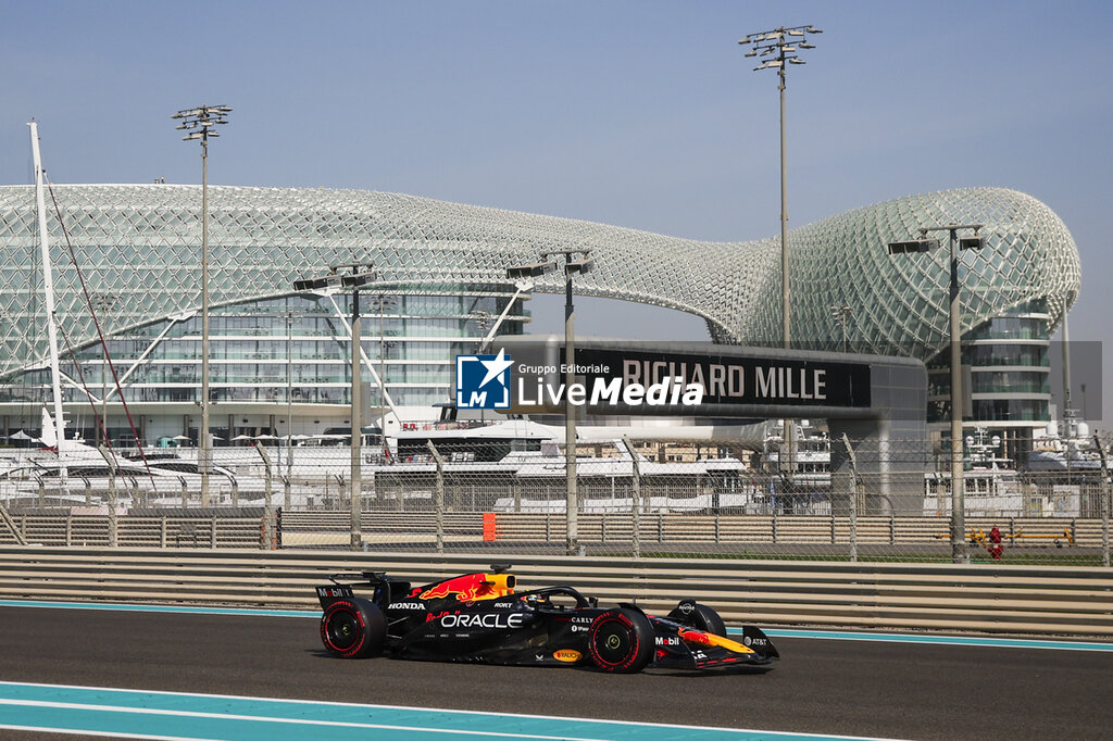 2025 ABU DHABI POST-SEASON TEST - FORMULA 1 - MOTORS