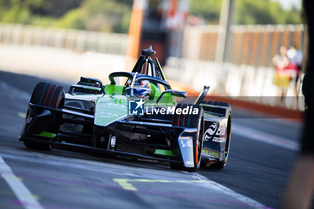  2025 VALENCIA PRE-SEASON TESTING - FORMULA E - MOTORS