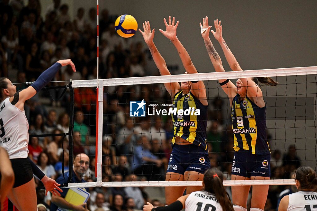 Sardegna Volleyball Challenge 2025 - Final - Eurotek Laica UYBA Busto Arsizio vs Fenerbahce Medicana Istanbul - FRIENDLY MATCH - VOLLEYBALL