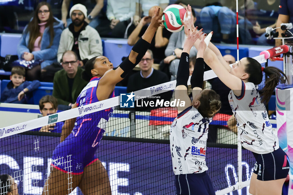 Numia Vero Volley Milano vs Reale Mutua Fenera Chieri '76 - SERIE A1 WOMEN - VOLLEYBALL