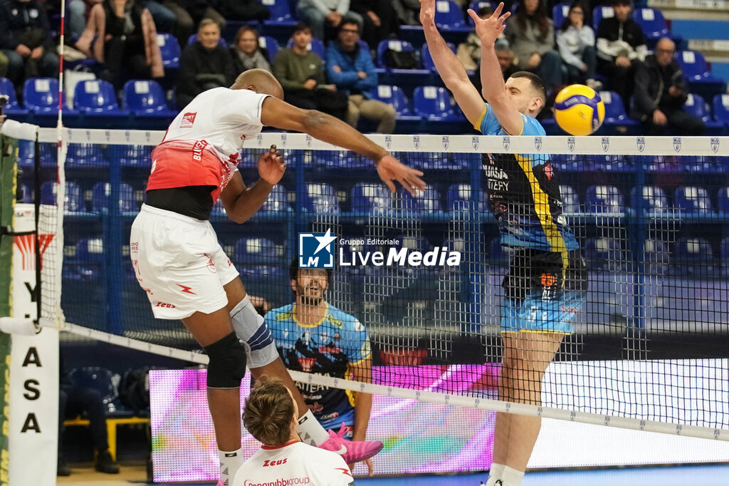 Yuasa Battery Grottazzolina vs Gas Sales Bluenergy Piacenza - SUPERLEAGUE SERIE A - VOLLEYBALL