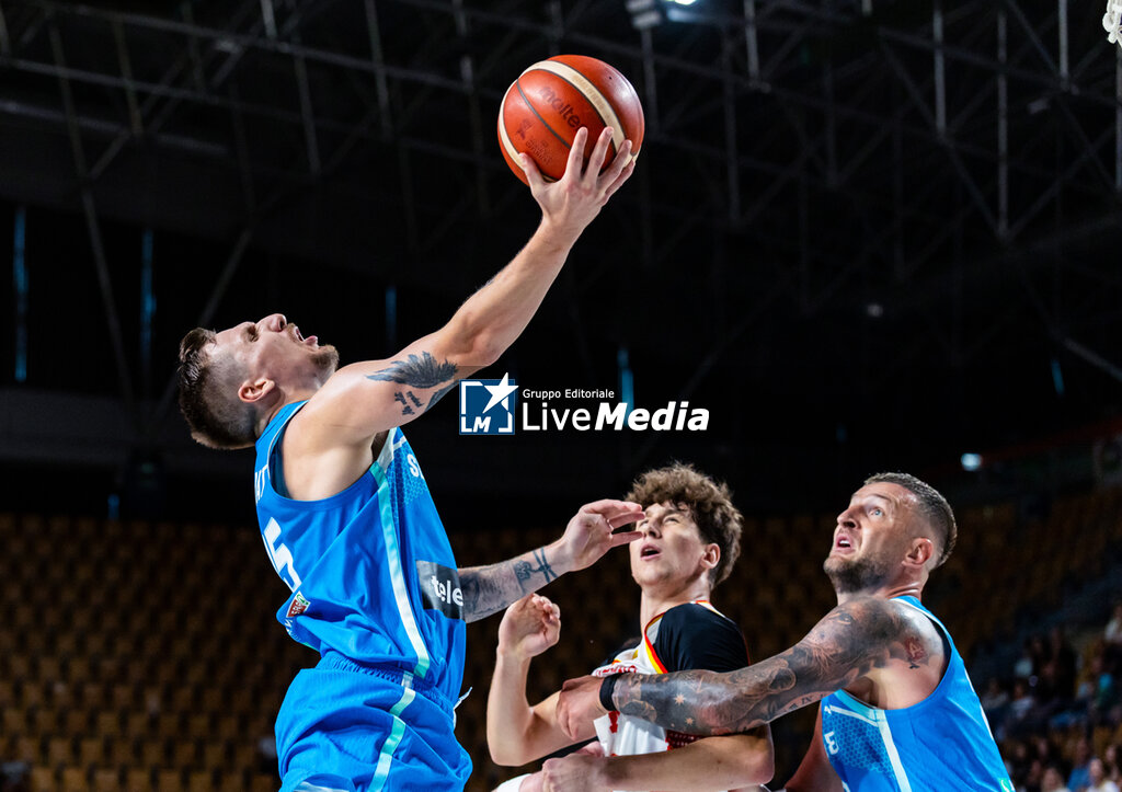 Slovenia vs Montenegro - FRIENDLY MATCH - BASKETBALL
