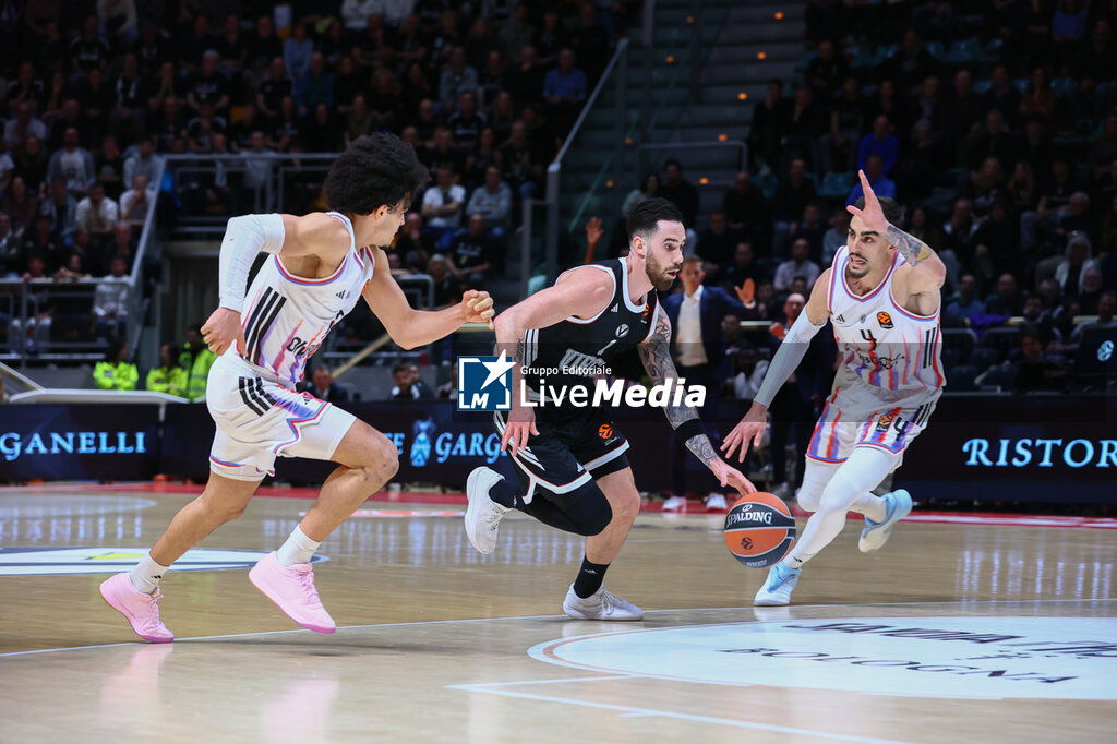 Virtus Bologna vs Paris Basketball - EUROLEAGUE - BASKETBALL