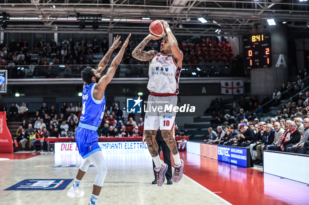 Una Hotels Reggio Emilia vs Banco di Sardegna Sassari - ITALIAN SERIE A - BASKETBALL
