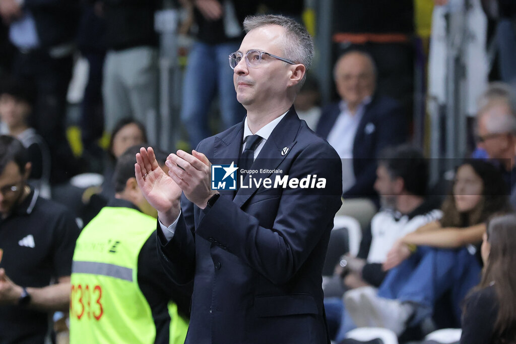 Virtus Olidata Bologna vs Umana Reyer Venezia - ITALIAN SERIE A - BASKETBALL