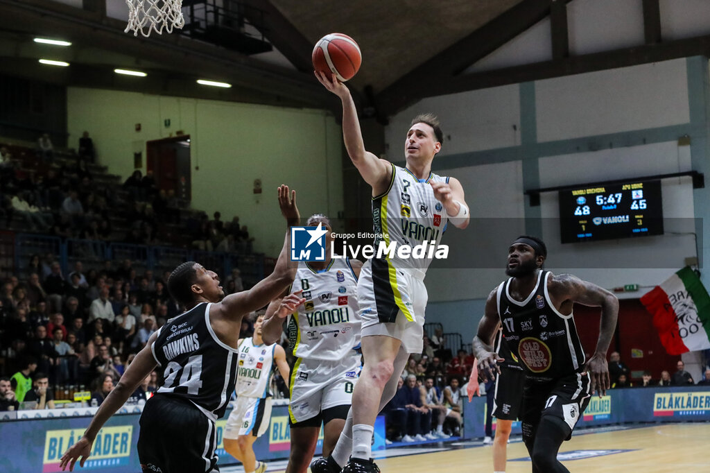 Vanoli Basket Cremona vs APU Old Wild West Udine - ITALIAN SERIE A - BASKETBALL