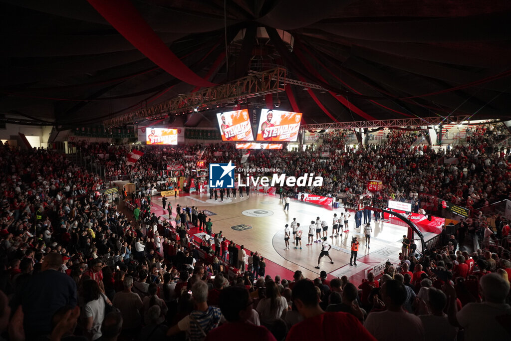 Openjobmetis Varese vs Vanoli Basket Cremona - ITALIAN SERIE A - BASKETBALL