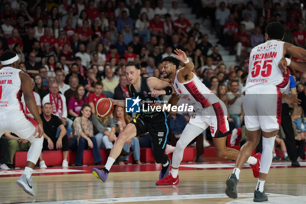 Openjobmetis Varese vs Vanoli Basket Cremona - ITALIAN SERIE A - BASKETBALL