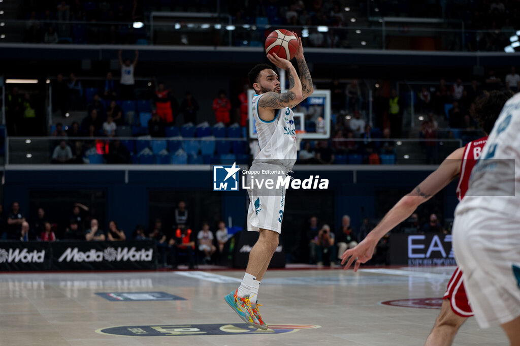 EA7 Emporio Armani Milano vs Acqua S.Bernardo Cantù - ITALIAN SERIE A - BASKETBALL