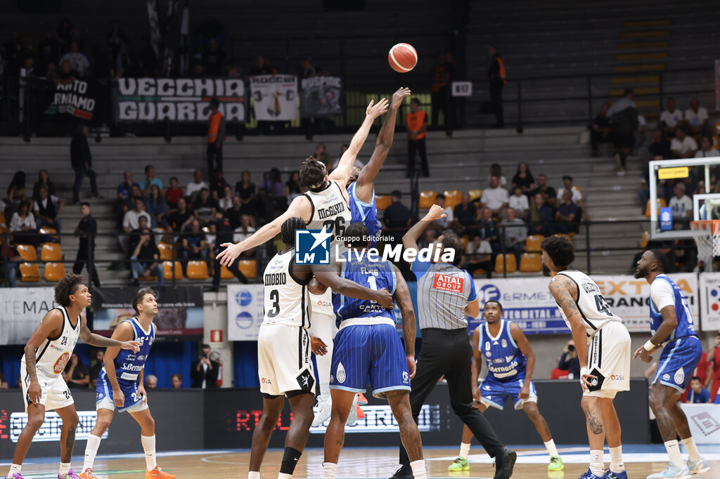 Acqua S.Bernardo Cantù vs APU Old Wild West Udine - ITALIAN SERIE A - BASKETBALL