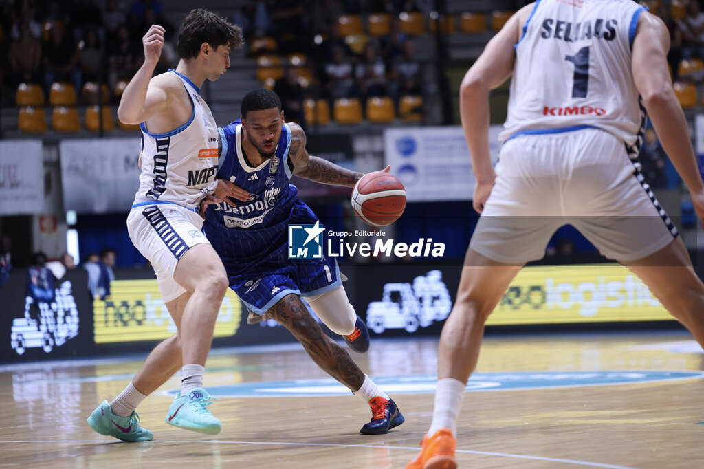 Acqua S.Bernardo Cantù vs Napoli Basketball - ITALIAN SERIE A - BASKETBALL