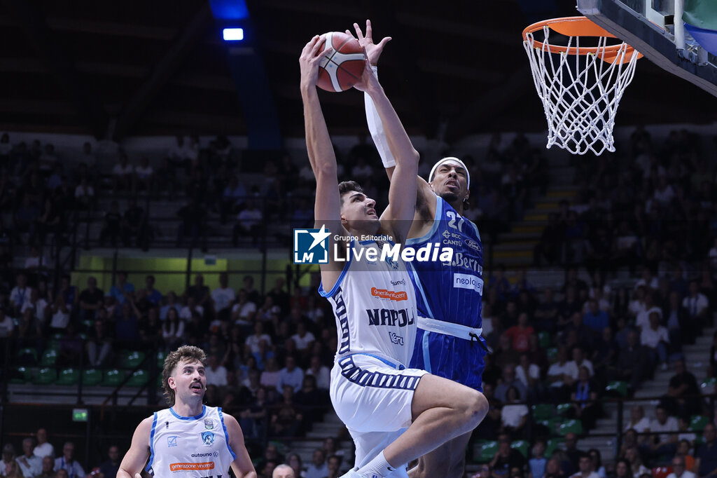 Acqua S.Bernardo Cantù vs Napoli Basketball - ITALIAN SERIE A - BASKETBALL