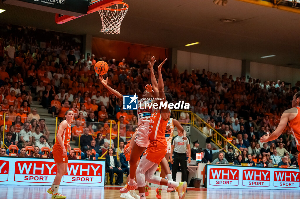 Famila Basket Schio vs Umana Reyer Venezia - ITALIAN SERIE A1 WOMEN - BASKETBALL