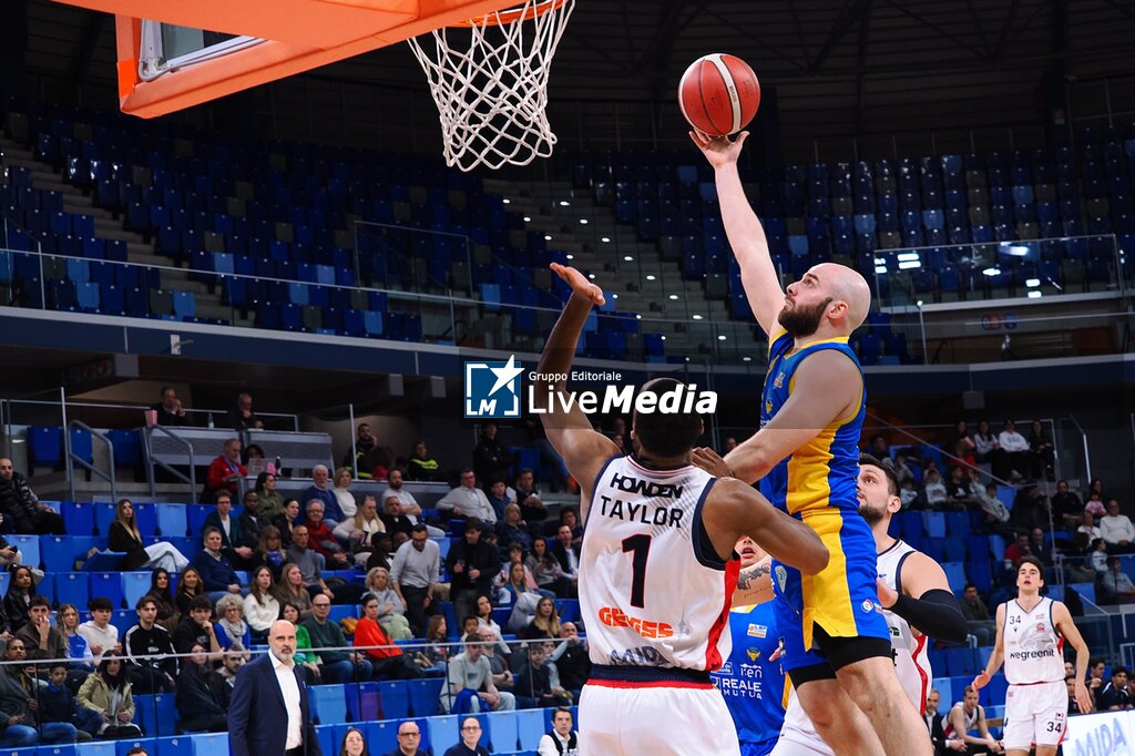 Wegreenit Urania Milano vs Reale Mutua Torino - ITALIAN SERIE A2 - BASKETBALL