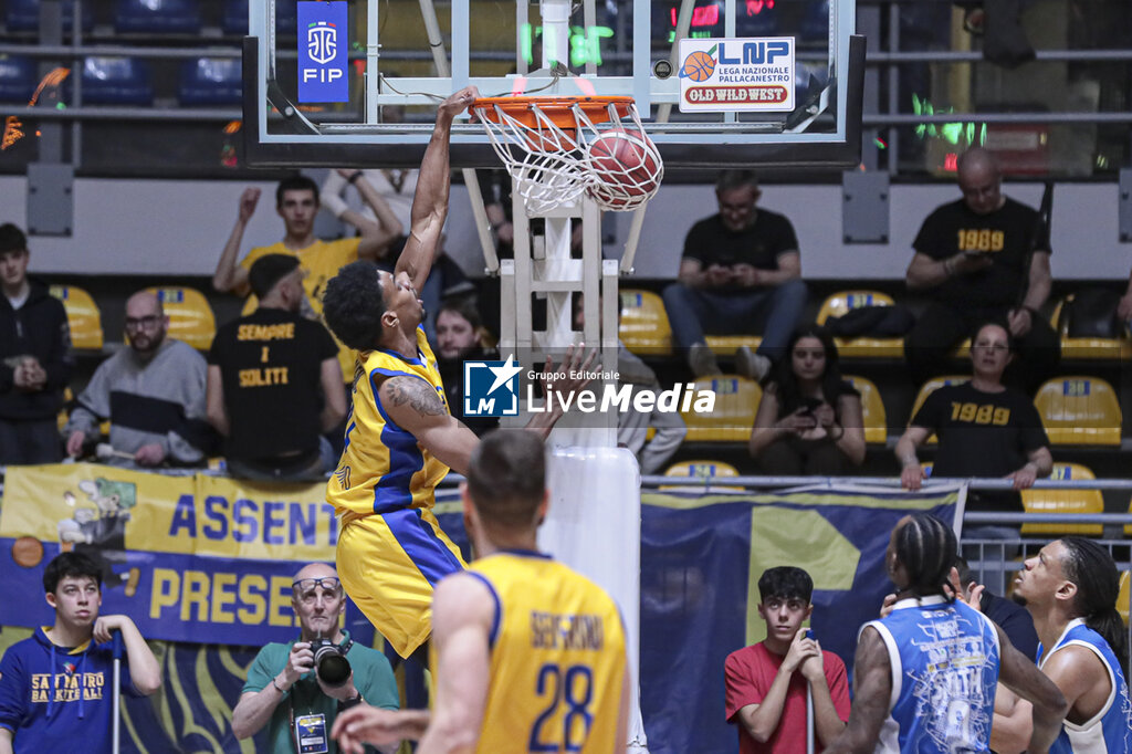 Reale Mutua Torino vs Crifo Wines Ruvo di Puglia - ITALIAN SERIE A2 - BASKETBALL