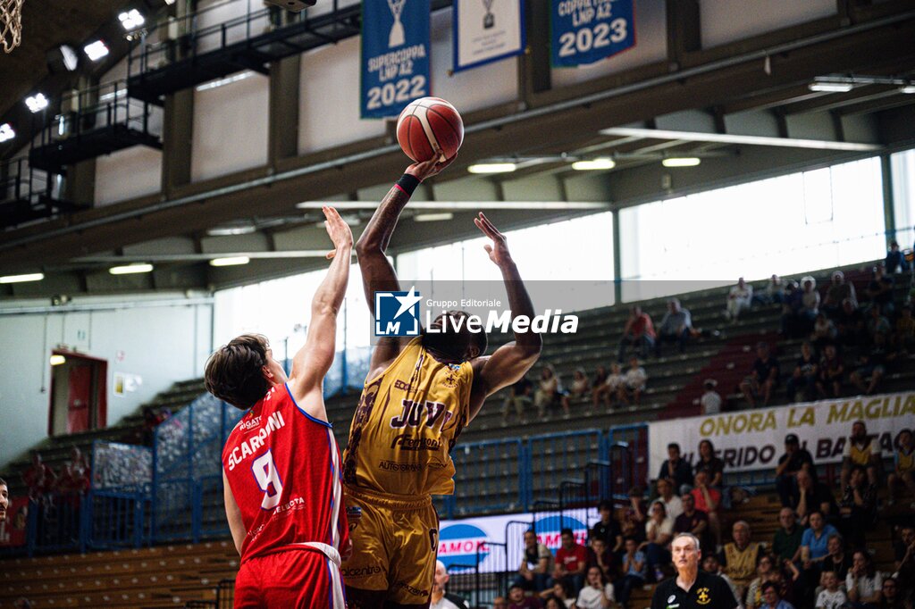 Ferraroni Juvi Cremona vs Gemini Mestre - ITALIAN SERIE A2 - BASKETBALL