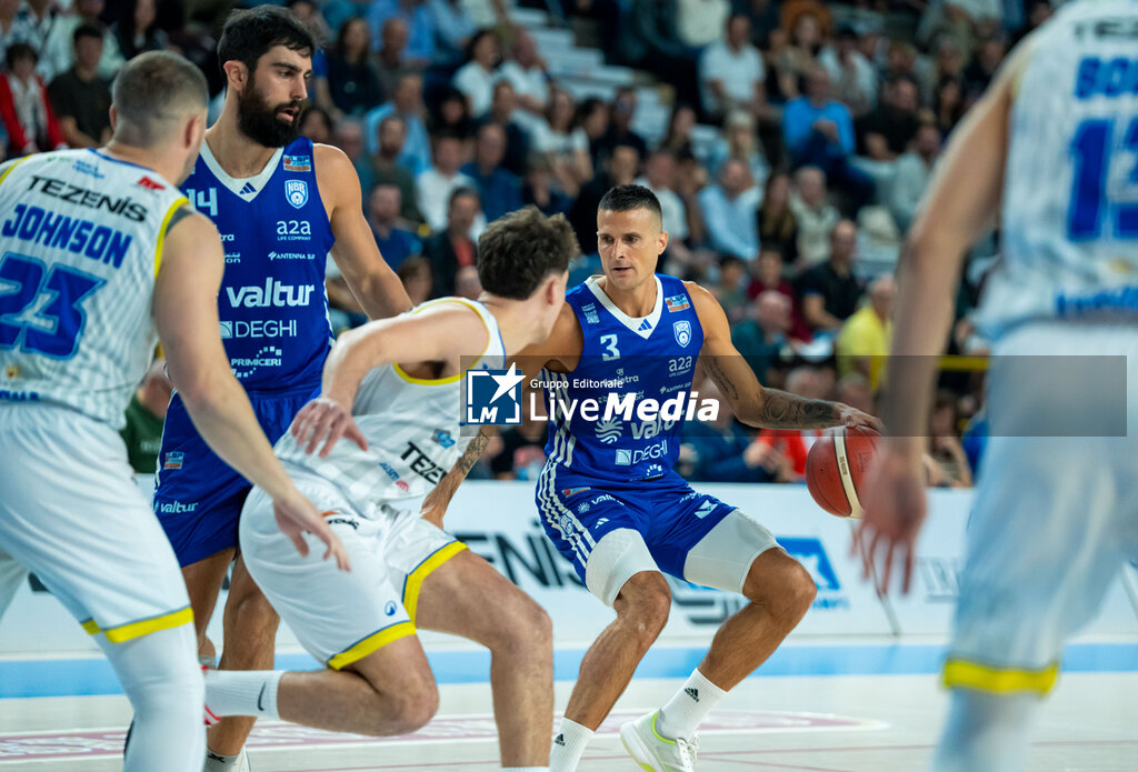 Playoff - Tezenis Verona vs Valtur Brindisi - ITALIAN SERIE A2 - BASKETBALL