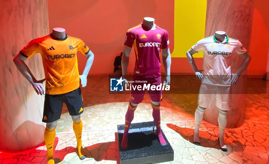 Presentation of the new sponsor of AS Roma - OTHER - SOCCER