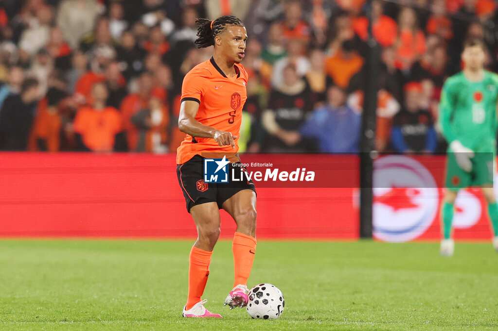FOOTBALL - FRIENDLY GAME - NETHERLANDS v ALGERIA - FRIENDLY MATCH - SOCCER
