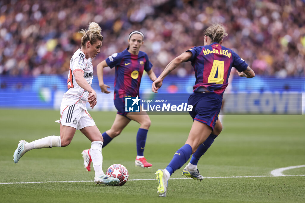 BARCELONA vs BAYERN MUNICH - UEFA CHAMPIONS LEAGUE WOMEN - SOCCER