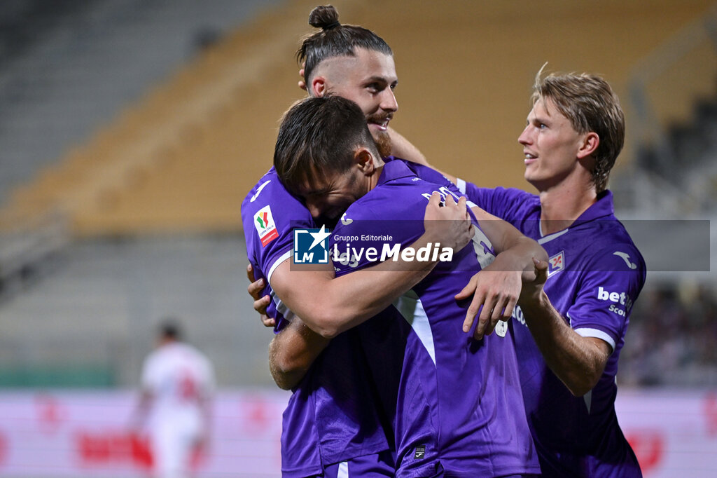 ACF Fiorentina vs Benevento Calcio - ITALIAN CUP - SOCCER