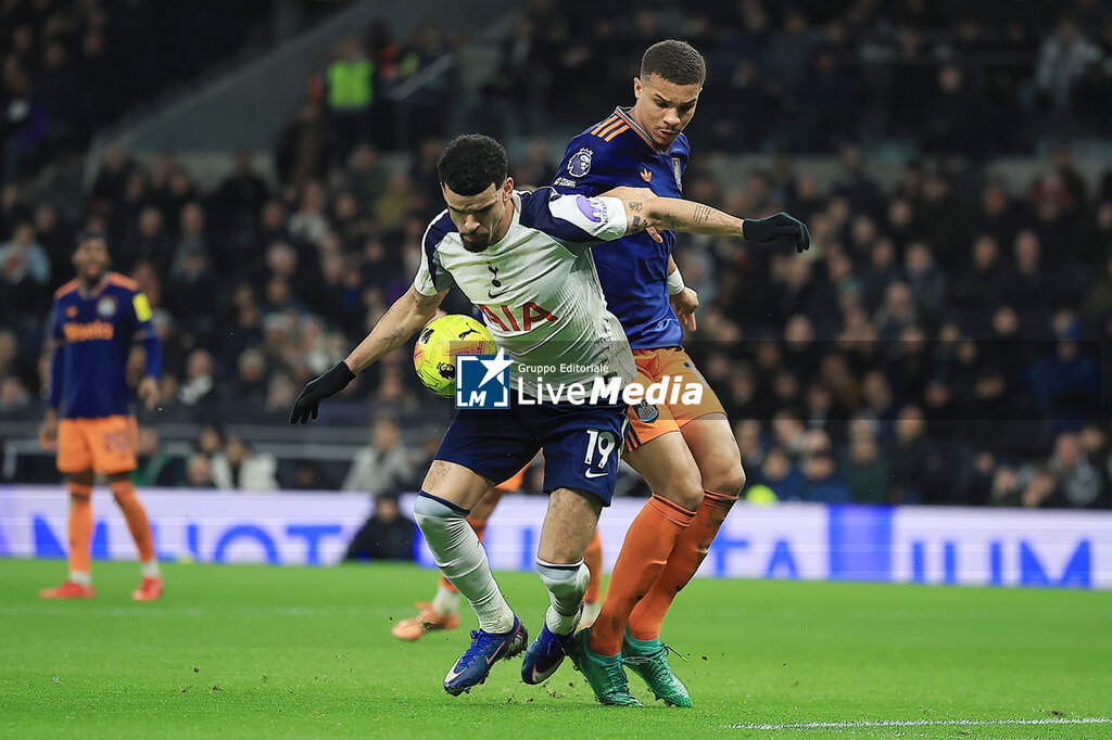 TOTTENHAM HOTSPUR vs NEWCASTLE UNITED - ENGLISH PREMIER LEAGUE - SOCCER