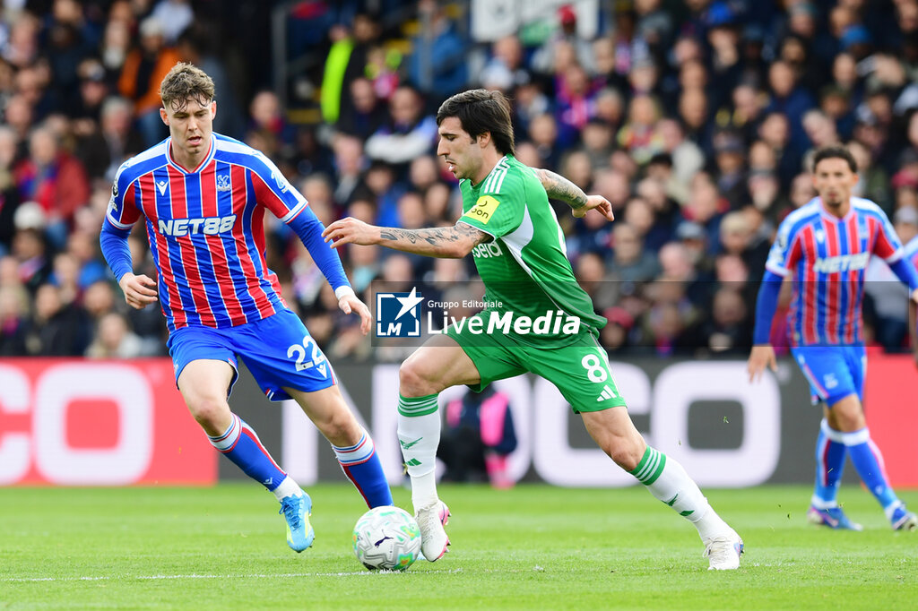 CRYSTAL PALACE vs NEWCASTLE UNITED - ENGLISH PREMIER LEAGUE - SOCCER