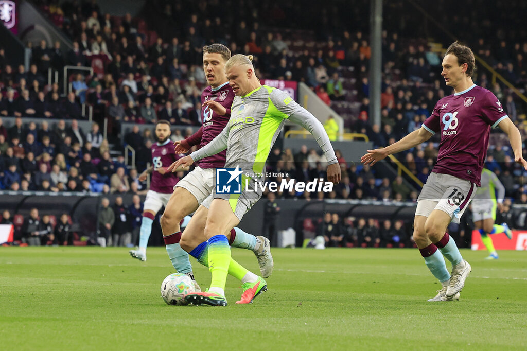 BURNLEY vs MANCHESTER CITY - ENGLISH PREMIER LEAGUE - SOCCER