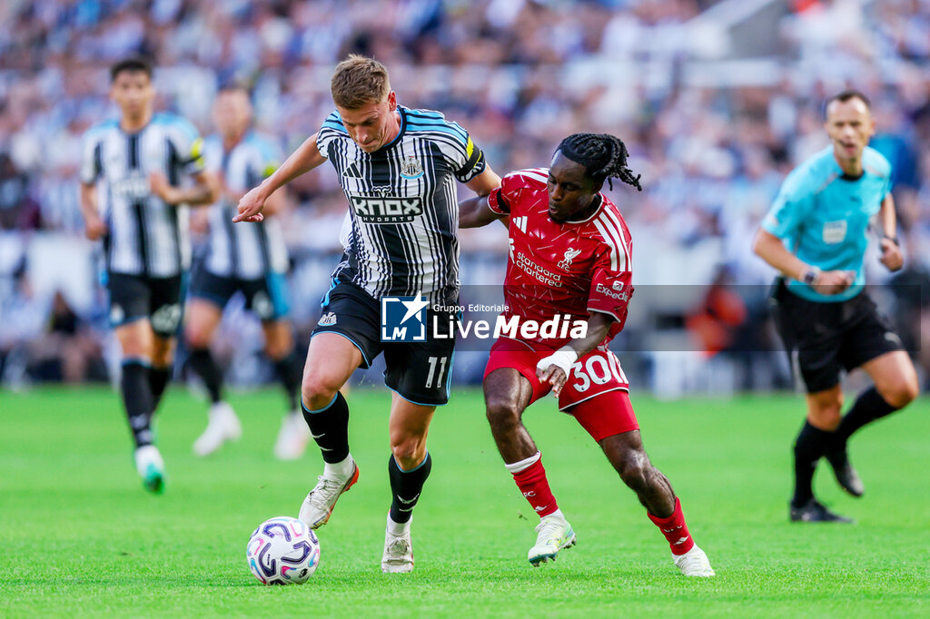 NEWCASTLE UNITED vs LIVERPOOL - ENGLISH PREMIER LEAGUE - SOCCER