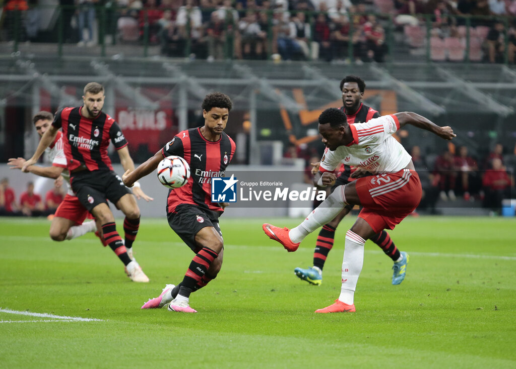 AC Milan vs SL Benfica - UEFA EUROPA LEAGUE - SOCCER