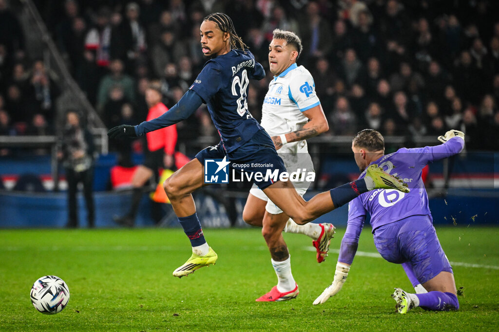 PSG vs OLYMPIQUE MARSEILLE - FRENCH LIGUE 1 - SOCCER