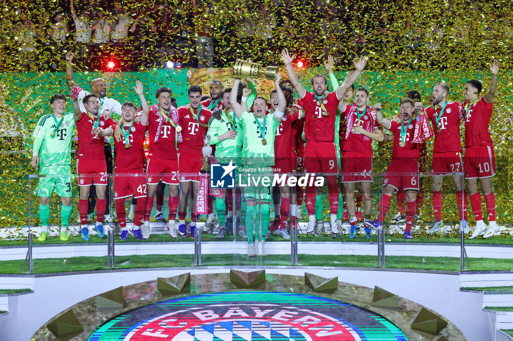 FINAL - BAYERN MUNICH v STUTTGART - GERMAN CUP - SOCCER