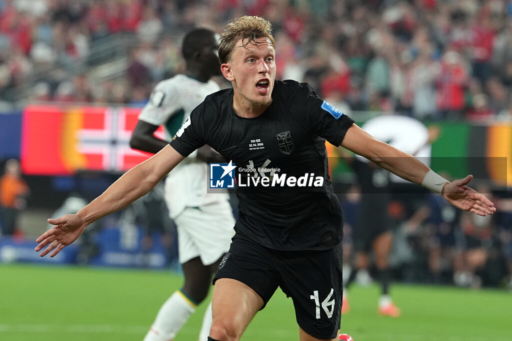 Norway vs Senegal - FIFA WORLD CUP - SOCCER