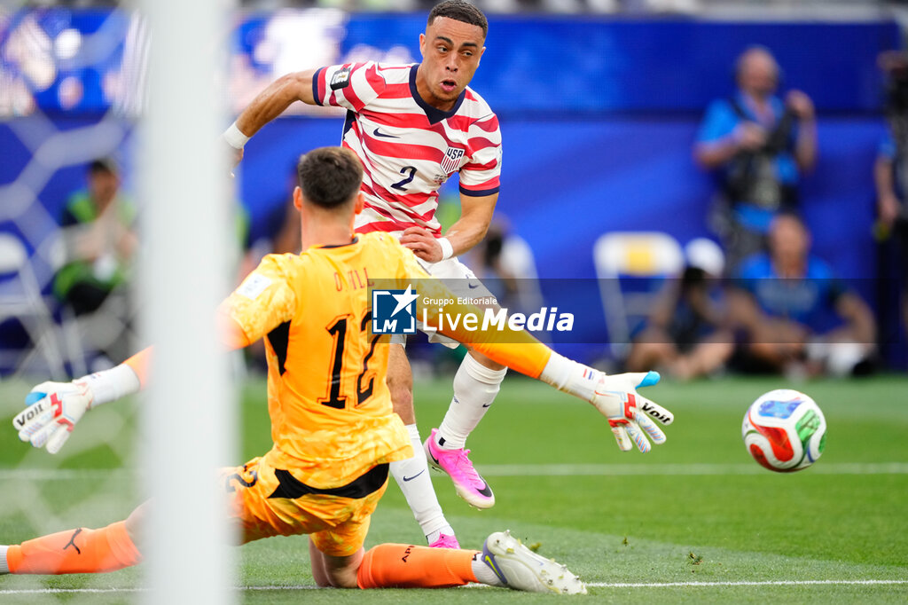 USA vs PARAGUAY - FIFA WORLD CUP - SOCCER
