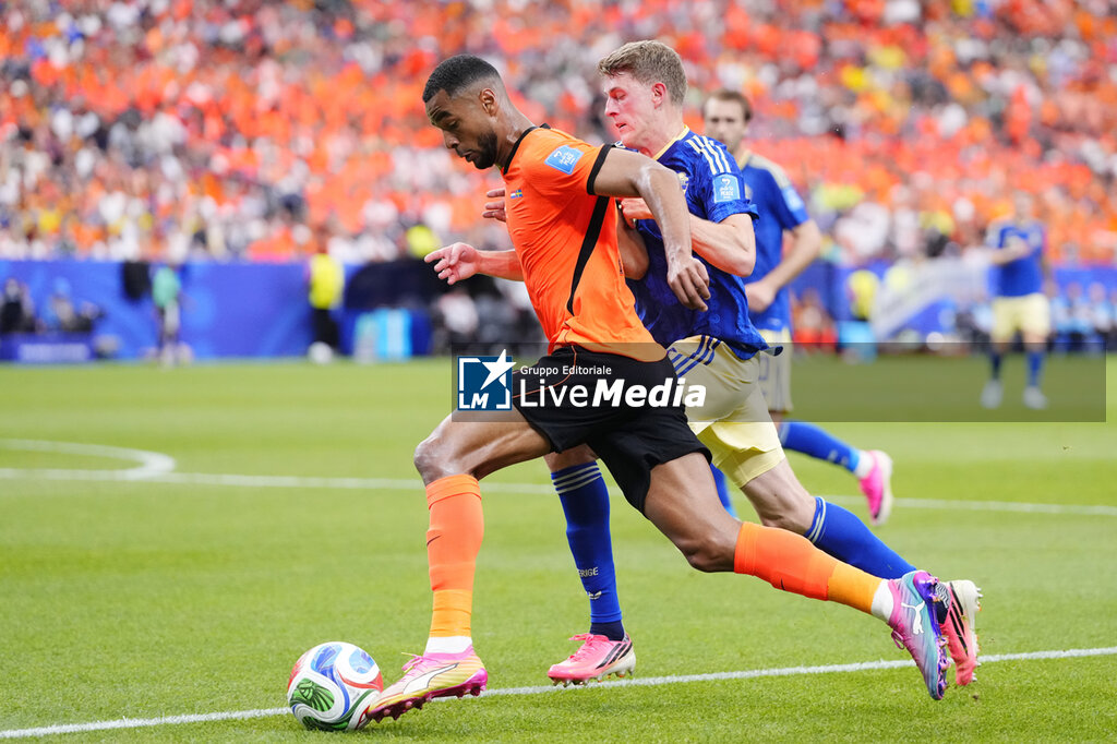 NETHERLANDS vs SWEDEN - FIFA WORLD CUP - SOCCER