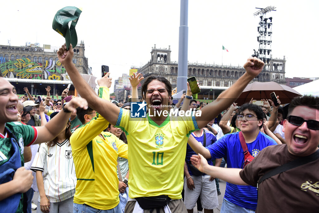 Brazil vs Japan - Fans - FIFA WORLD CUP - SOCCER