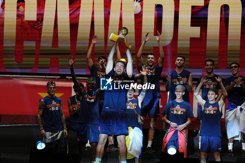 CELEBRATION SPANISH TEAM - FIFA WORLD CUP - SOCCER