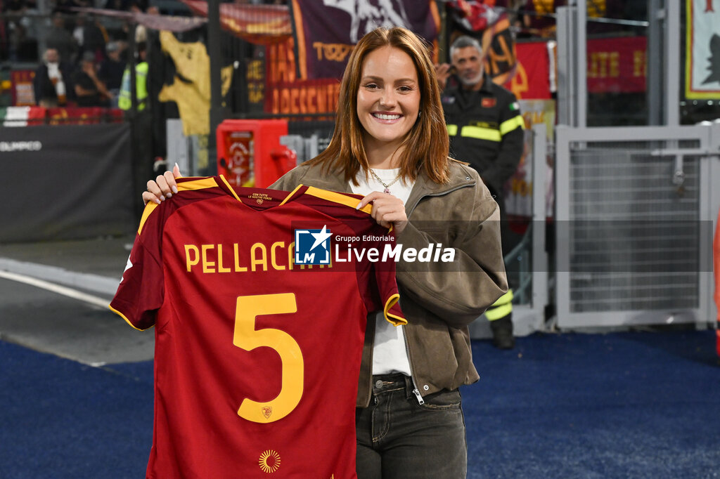 AS Roma vs Genoa CFC - ITALIAN SERIE A - SOCCER