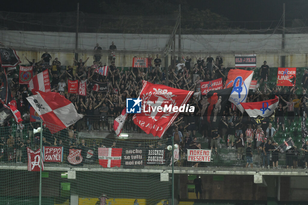 US Avellino vs L.R. Vicenza - ITALIAN SERIE B - SOCCER