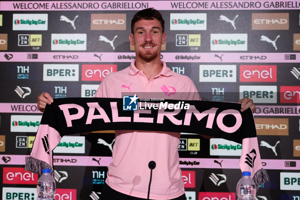 Palermo CFA - Presentation of new signing Alessandro Gabrielloni - ITALIAN SERIE B - SOCCER