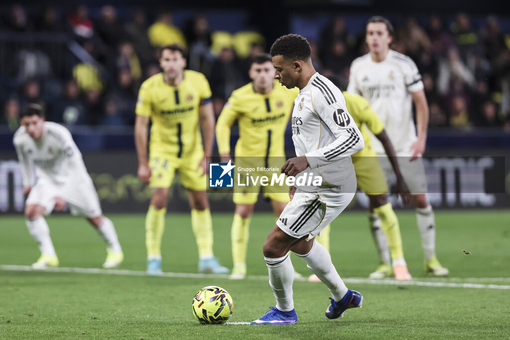 FOOTBALL - SPANISH CHAMP - VILLARREAL v REAL MADRID - SPANISH LA LIGA - SOCCER