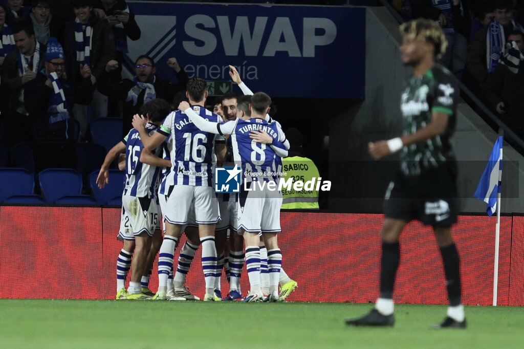 La Liga: Real Sociedad vs Elche - SPANISH LA LIGA - SOCCER