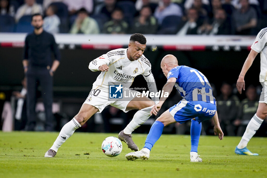 FOOTBALL - SPANISH CHAMP - REAL MADRID v ALAVES - SPANISH LA LIGA - SOCCER