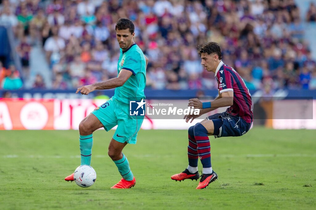 Levante vs Barcelona - SPANISH LA LIGA - SOCCER